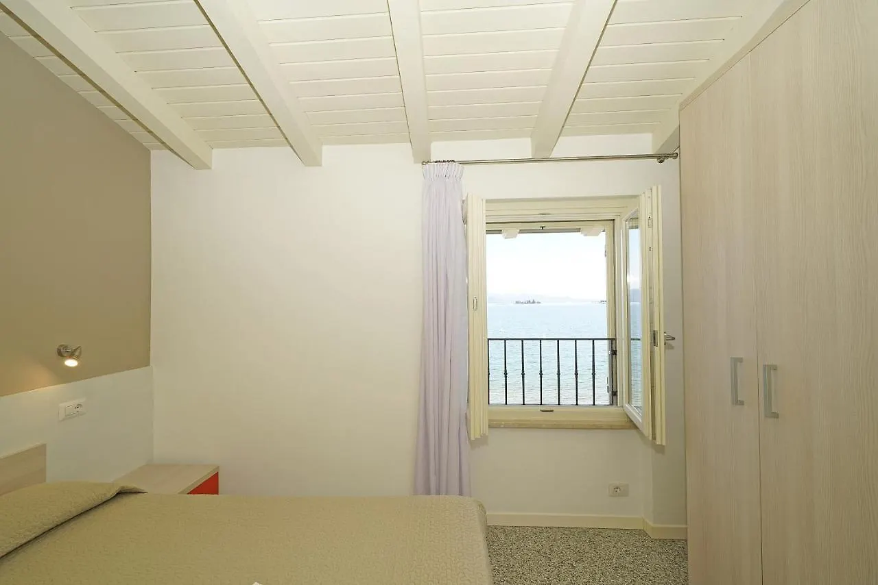 Onda Blu Resort Манерба-дель-Гарда Апарт-отель